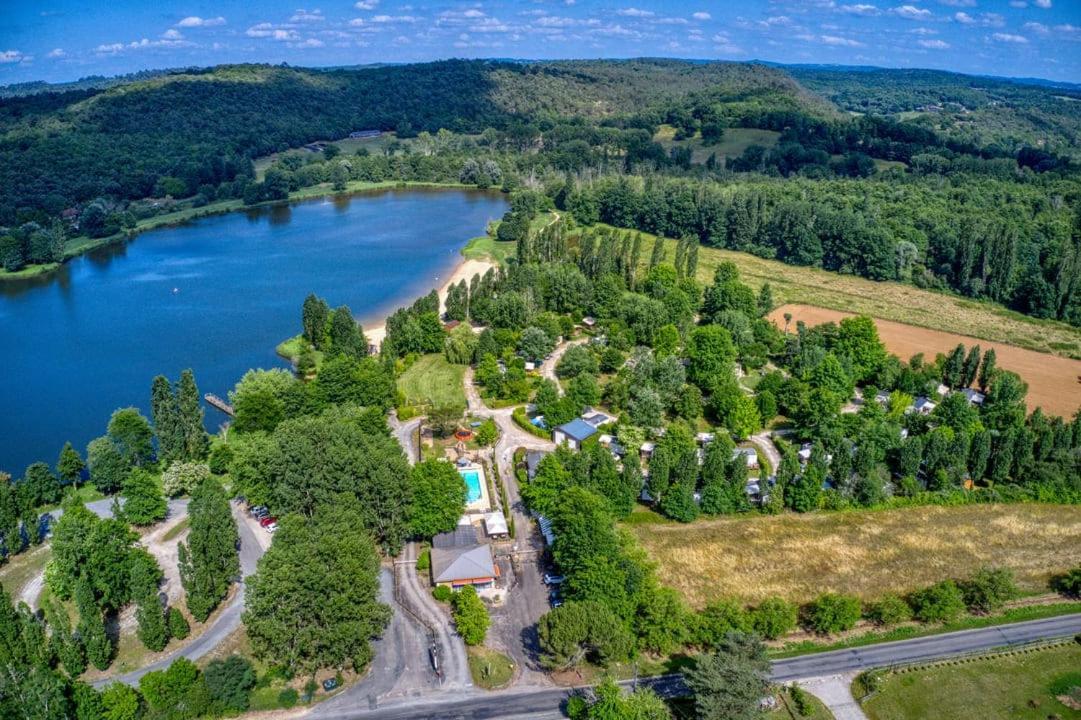 Camping du Lac de Groléjac Exterior foto